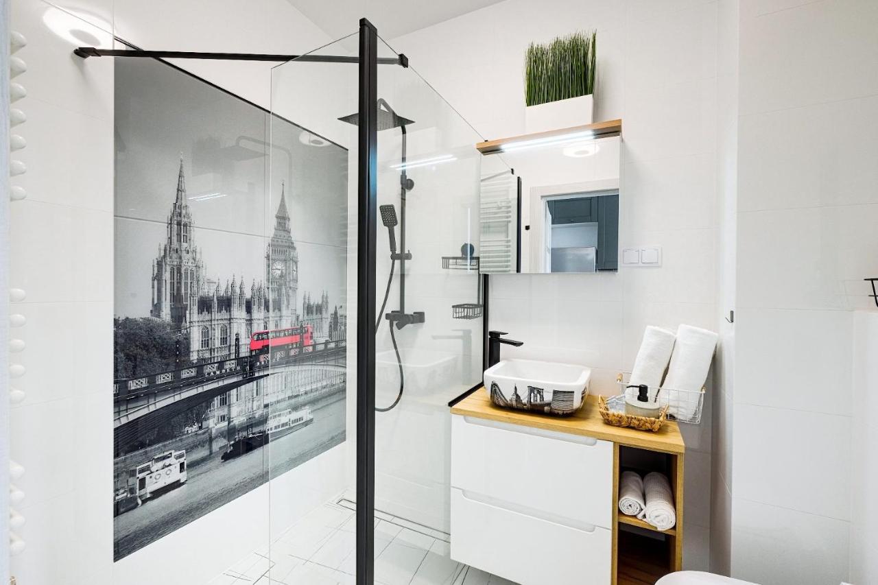 Targowa 10 London Studio Apartment Varşovia Exterior foto